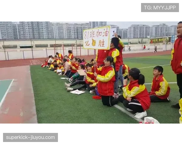 篮球比赛中的暂停时间限制规则详解：何时可以申请和注意事项
