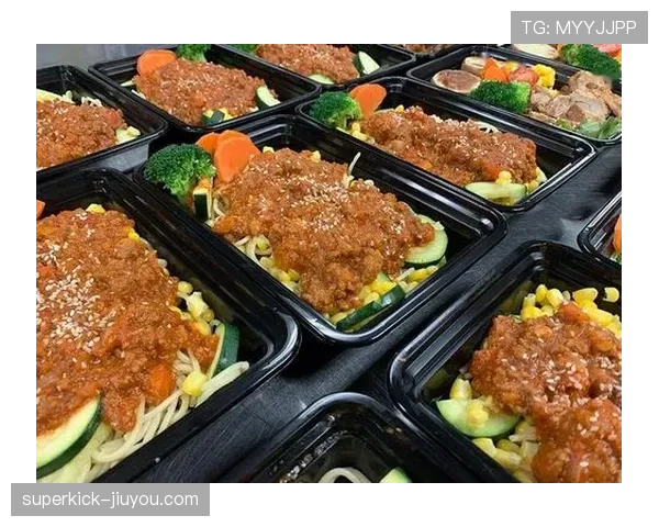 陈雨菲这顿饭吃得我沉默了……自律到连外卖都算卡? 陈雨菲这顿饭吃得我沉默了……自律到连外卖都算卡?