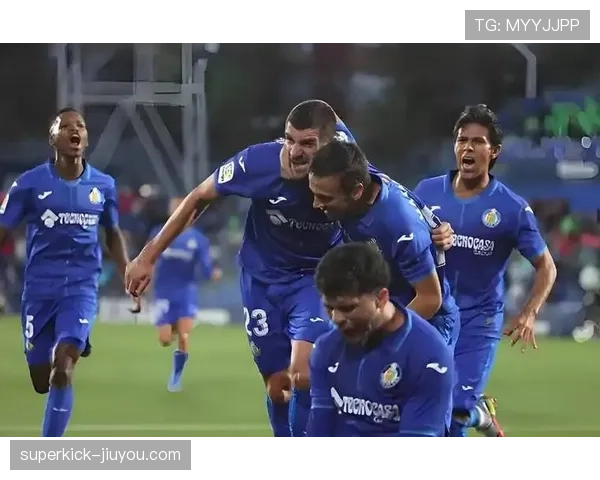 法甲南特面临赛程密集考验板凳深度或成隐忧 法甲南特面临赛程密集考验板凳深度或成隐忧