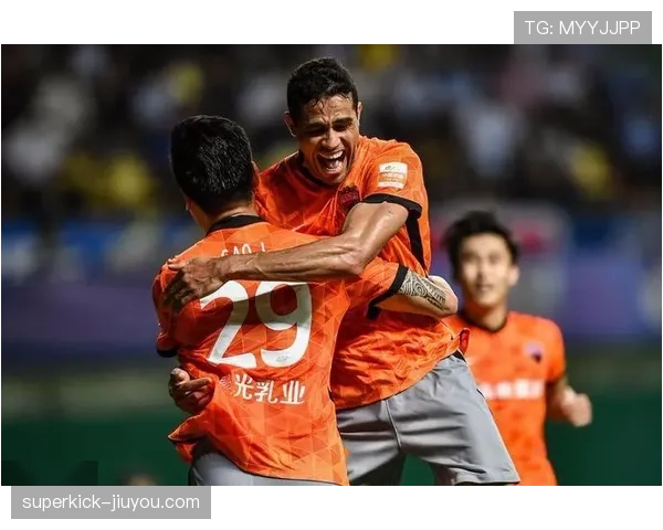 陕西联合主场球市热度不减，全队渴望用胜利回馈球迷支持